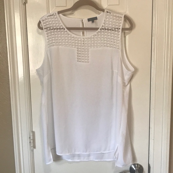 Vince Camuto White Sleeveless Top - Picture 1 of 3
